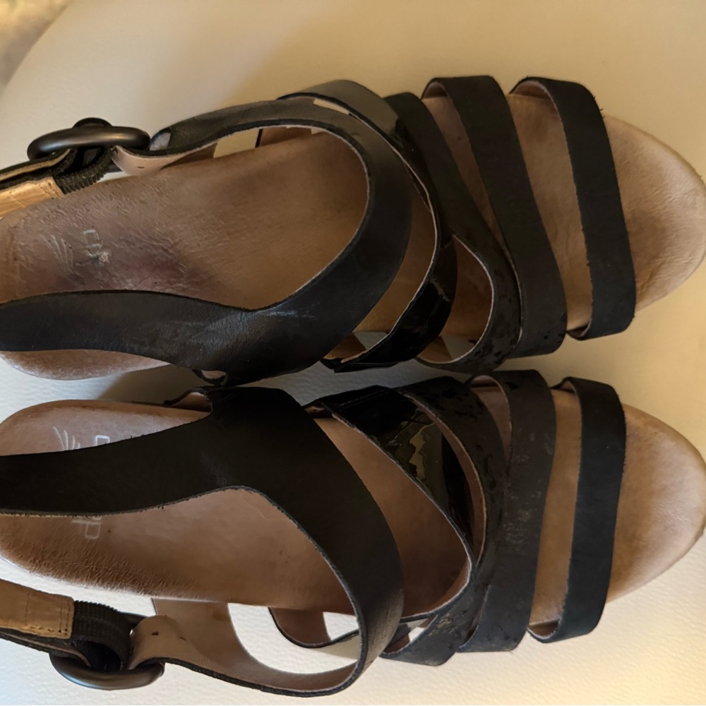 Dansko Black Maribeth Sandals size 38 - Picture 7 of 12